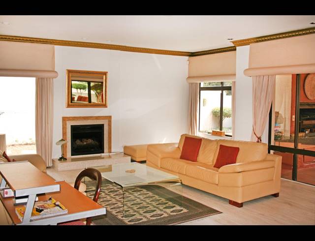 4 BEDROOM HOUSE FOR SALE IN BEDFORD PARK